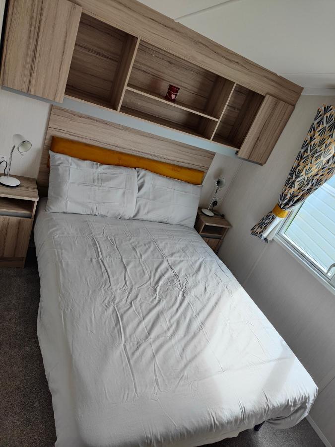 J6 Static Caravan, Fairway Holiday Park 샌다운 외부 사진