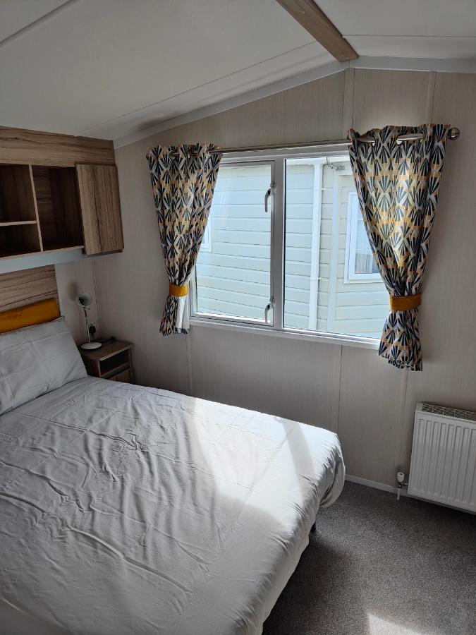J6 Static Caravan, Fairway Holiday Park 샌다운 외부 사진