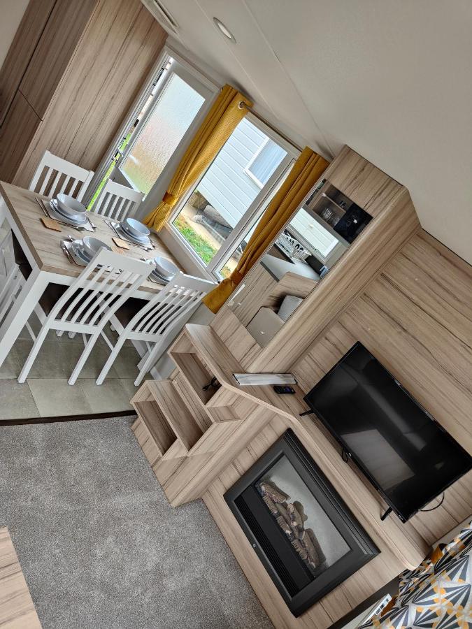J6 Static Caravan, Fairway Holiday Park 샌다운 외부 사진
